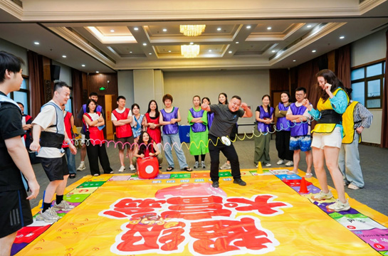 【公司团建】玛丝菲尔真人大富翁游戏套装团队拓展破冰互动主题团建方案